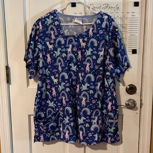Unicorn scrub top 🦄